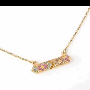 Elegant Gold and Pink Necklace